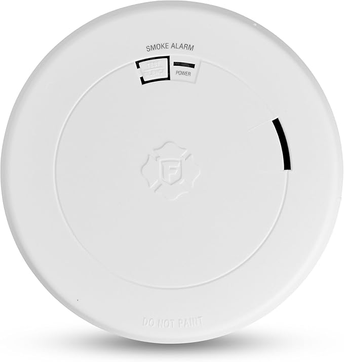 First Alert SM210, 10-Year Sealed Battery Smoke Alarm with Slim Profile Design, 1-Pack