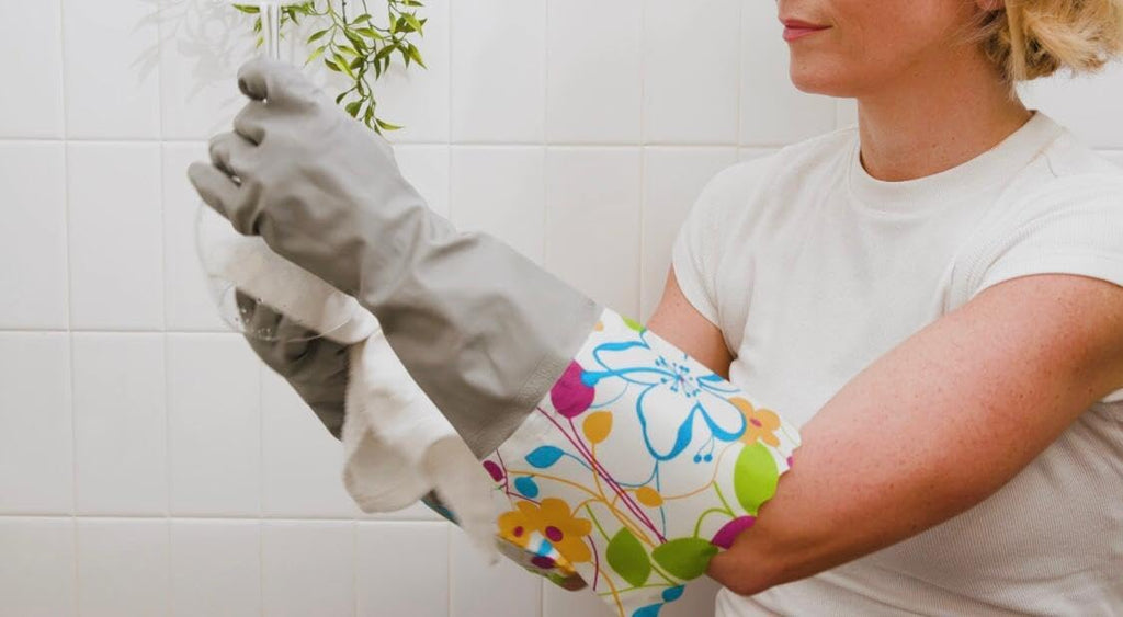 Household Gloves Latex-Free, 15" Long Cuff, Soft Lining, Adjustable Strap, Multi-Layer Protection, Flexible, Comfortable, Chemical-Resistant, Reusable for Cleaning, Dishwashing, 4 Pair Medium