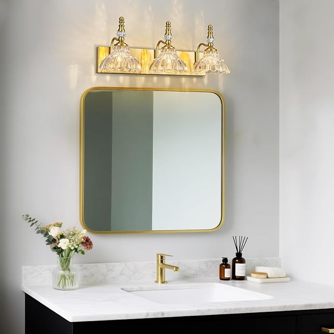 Vintage Bathroom Vanity Light, 3-Light Gold Vanity Lighting Fixture with Flower Glass Shade, Bathroom Lighting Fixtures Over Mirror