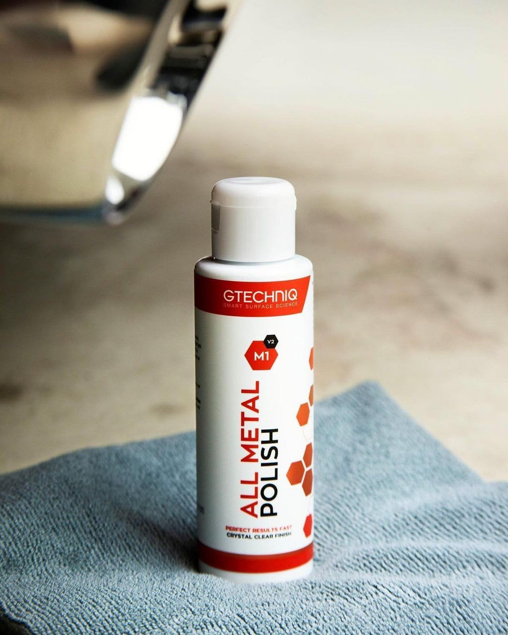 Gtechniq M1 All Metal Polish 100ml - Produces A Clear Finish On Any Type of Metal, Will Not Burn or Scratch - Fast Results On Brass, Copper, Aluminum, Chrome, Silver, Stainless Steel, and More