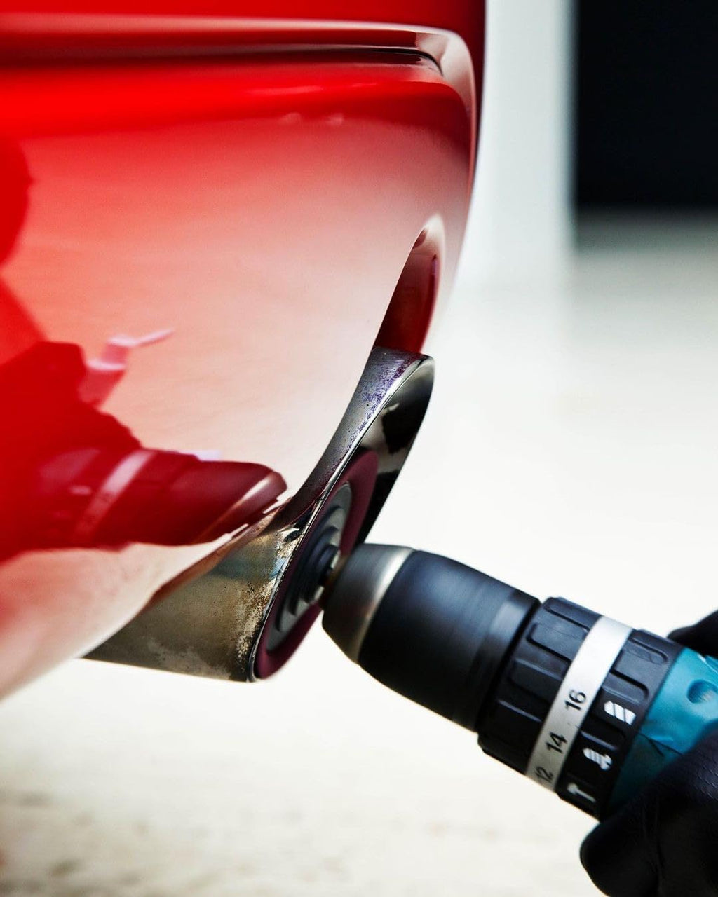 Gtechniq M1 All Metal Polish 100ml - Produces A Clear Finish On Any Type of Metal, Will Not Burn or Scratch - Fast Results On Brass, Copper, Aluminum, Chrome, Silver, Stainless Steel, and More