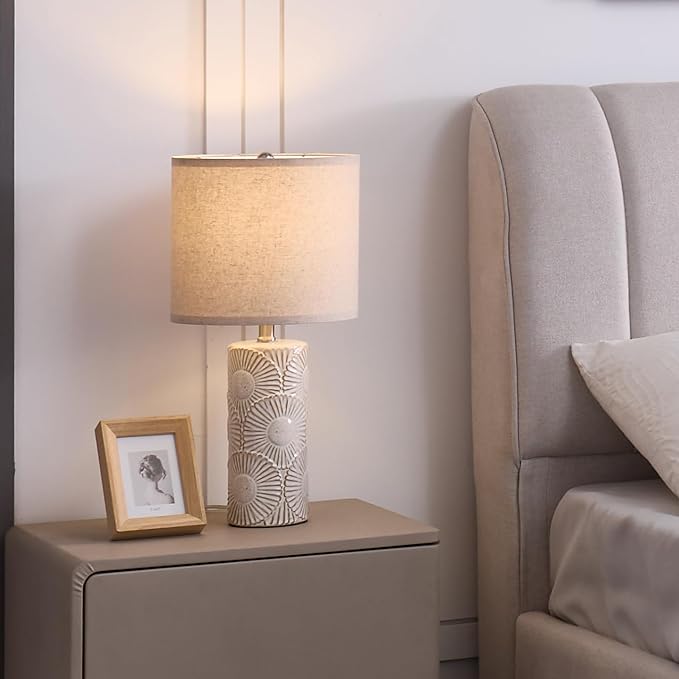 20.75" White Ceramic Lamps Set of 2 with Floral Design, Farmhouse White Table Lamp for Living Room, Bedroom, Beige Lamps for Nightstands Set of 2