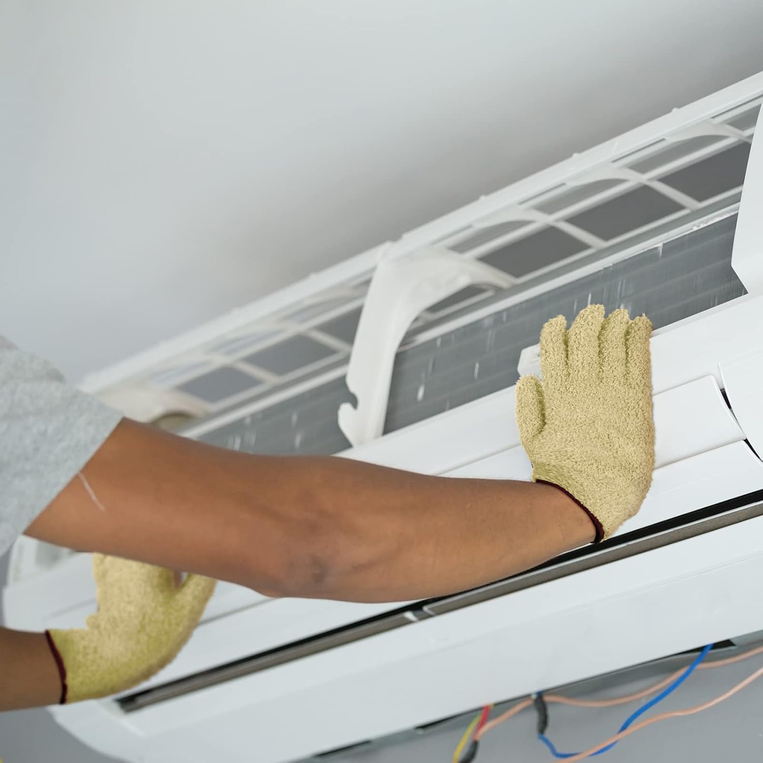 Patelai 3 Pairs Microfiber Plant Dusting Gloves Leaf Cleaning Gloves for Indoor Plants, Blinds, Furniture, House(Medium,Pink, Nude, Light Purple)