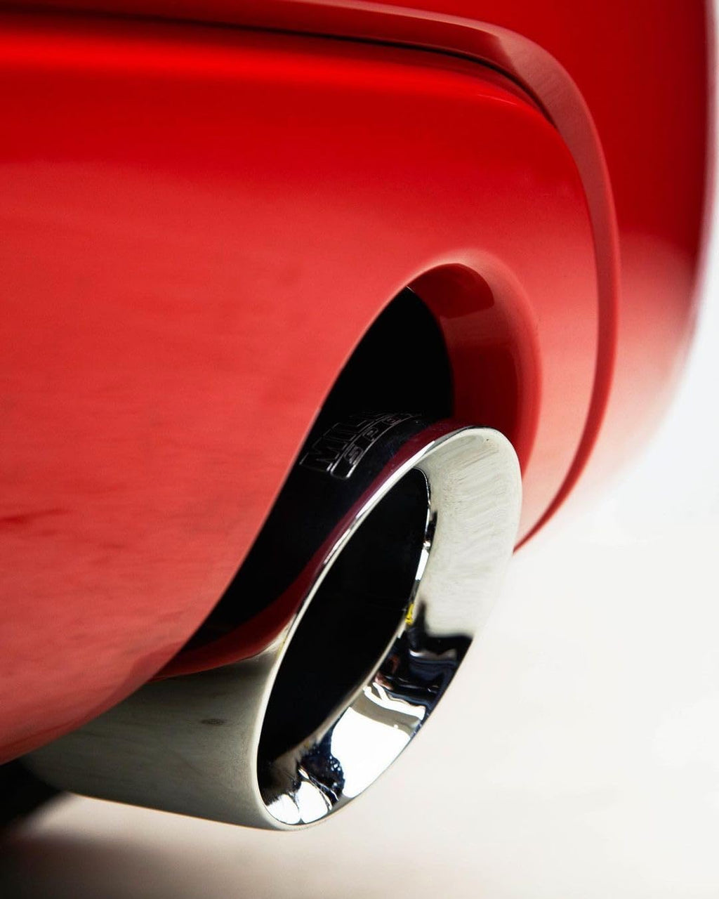 Gtechniq M1 All Metal Polish 100ml - Produces A Clear Finish On Any Type of Metal, Will Not Burn or Scratch - Fast Results On Brass, Copper, Aluminum, Chrome, Silver, Stainless Steel, and More