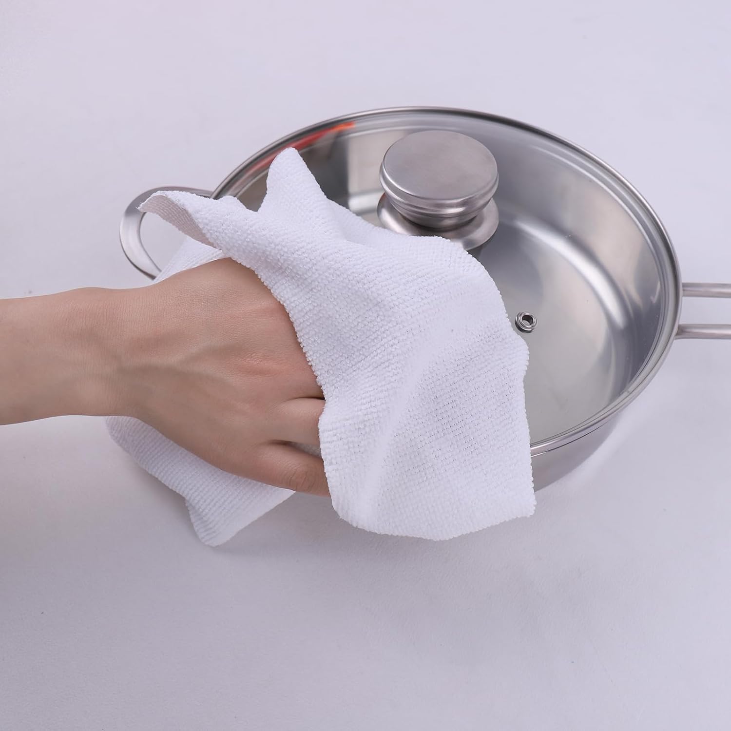 Tricol Clean Profesional Resuable Lint Free Microfiber Edgeless Cleaning Cloth 50PK Cleaning Rags,Absorbent Microfiber Wipes in Dispenser Box for Housekeeping, Car Cleaning (12 * 12 Inches) (white1)