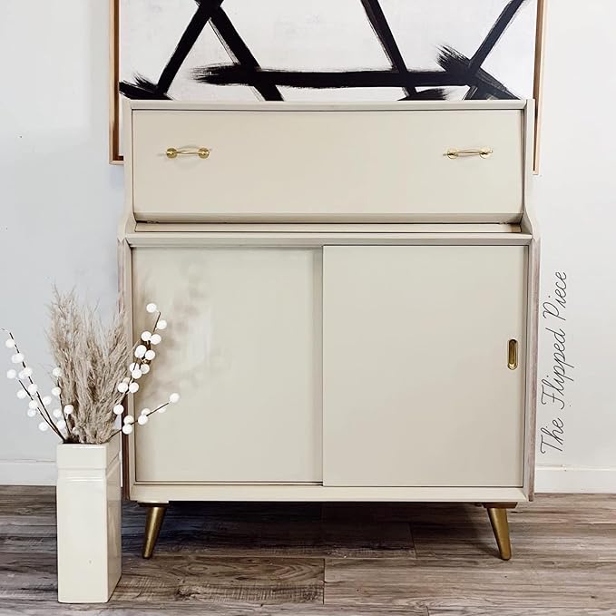 Dixie Belle Paint Company Chalk Finish Furniture Paint - Sand Bar (16oz) - Matte Neutral Tan Chic Chalk Mineral DIY Furniture Paint