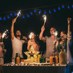 SUNSGNE 25 Pack C9 Christmas Replacement Night Light Bulbs, 7 Watt Incandescent Light Bulbs for C9 Christmas String Lights, Candle Lamps, Night Lights, Blue, E17 Intermediate Base