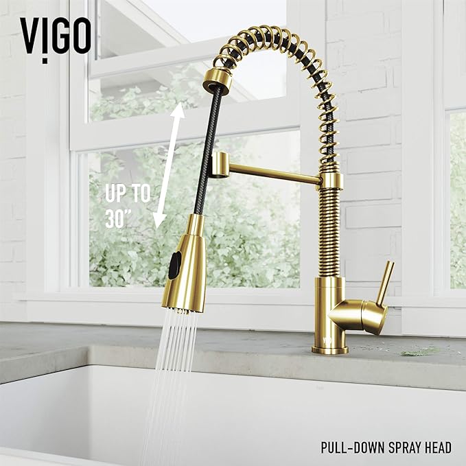 VIGO Brant 19'' H Single Handle Pull-Down Sprayer Kitchen Faucet in Matte Brushed Gold-VG02003MG