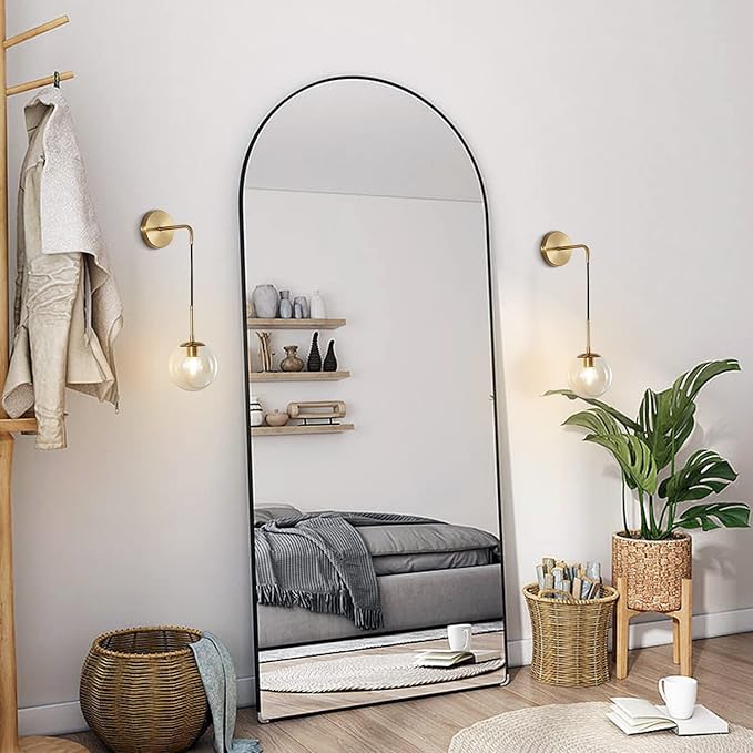 KCO Lighting Modern Gold Globe Wall Sconce Mid Century Raw Brass Round Glass Wall Mounted Light Minimalist Vanity Adjustable Cord Wall Lamp for Bathroom Mirror Bedside Stairs (Amber)