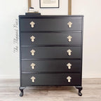 Dixie Belle Paint Company Chalk Finish Furniture Paint - Caviar (4oz) - Matte Black Chic Chalk Mineral DIY Furniture Paint