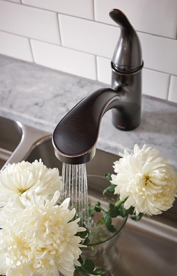 Moen Brecklyn Mediterranean Bronze Single-Handle Pull-Out Sprayer Kitchen Sink Faucet with Power Clean, 87557BRB