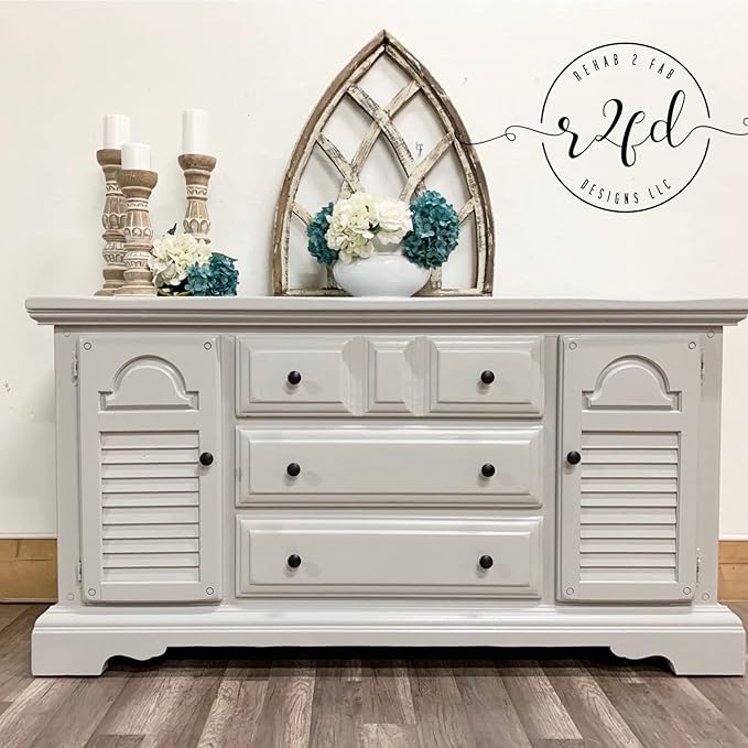 Dixie Belle Paint Company Chalk Finish Furniture Paint - Driftwood (32oz) - Matte Light Gray Chic Chalk Mineral DIY Furniture Paint