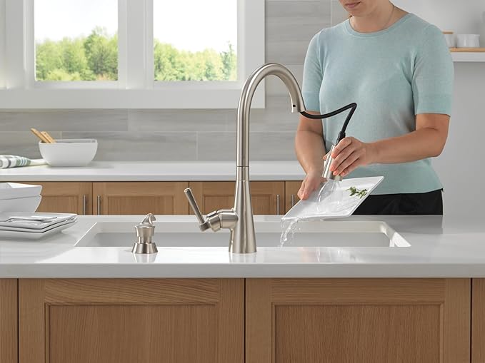 Delta Boyd Brushed Nickel Kitchen Faucet with Pull Down Sprayer and Soap Dispenser, Modern Single Hole Kitchen Sink Faucet, Single Handle, SpotShield Stainless 19893Z-SPSD-DST
