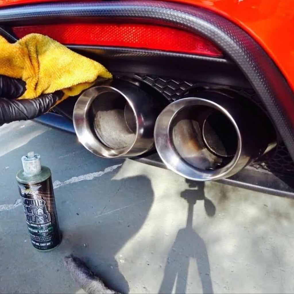 Gliptone Liquid Metal Polish (Medium Grade) 16 Fl Oz, Restores Brilliant Shine to Billet, Aluminum, Diamond Plate, Bronze, Brass, Nickel, Magnesium & Copper, No Ammonia, Acid or Water