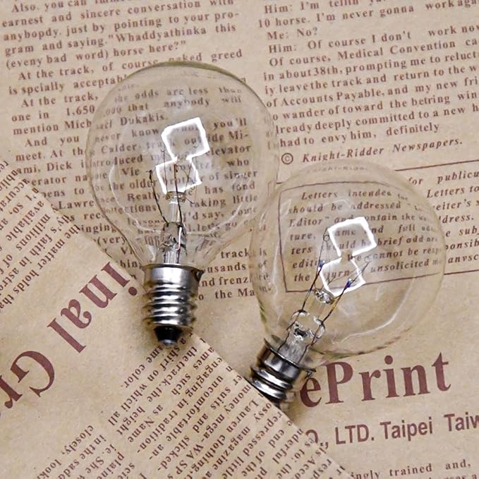 50 Pack G40 Light Bulbs Replacement, 120V 5W Clear Globe G40 Outdoor String Lights Bulbs Replacement, C7 or E12 Candelabra Base Wax Warmer Light Bulbs, 2200K Warm White Vintage Incandescent Bulbs