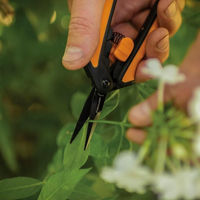 Fiskars Pruning Snips - 6" Garden Shears with Comfort Grip and Spring Action - Sharp and Precise Non-Stick Steel Blades - Quality Pruning Shears for Plants in Grow Tents and Hydroponics - 2 Pack