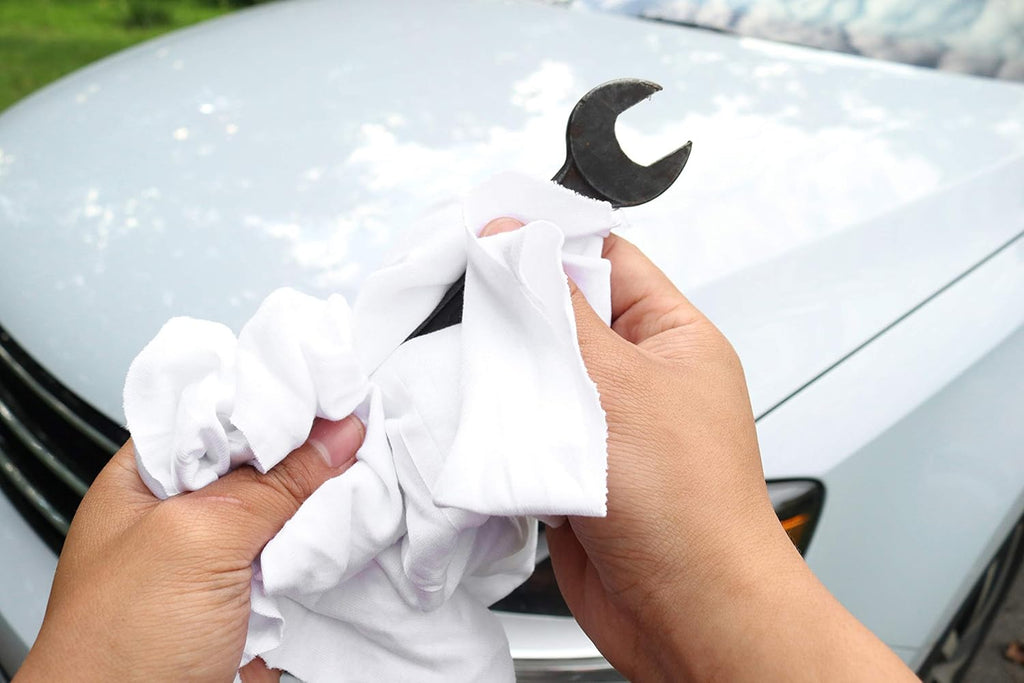 Arkwright W43 Cotton Tshirt Rags - 5 lb Bag - (Pack of 8) Soft Lint Free Cloths for Cleaning, Streak & Scratch-Free, Professional Grade Bulk Wiping Towels for Polishing, Painting, and Staining, White