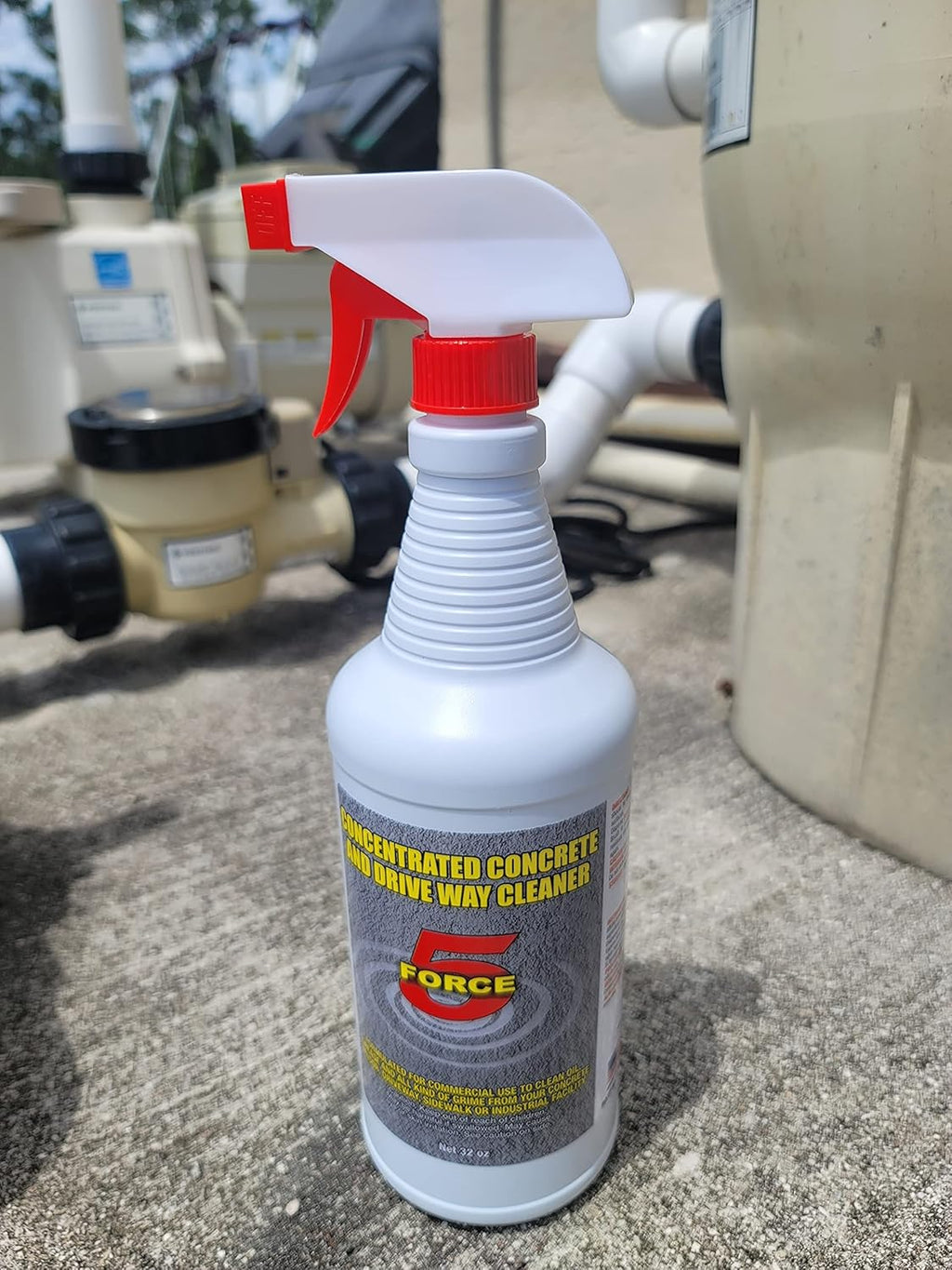 Force 5: Concentrated Outdoor, Concrete, Driveway and Sidewalk Cleaner. Remove, water stains. Dark dirt stains. Heavy Duty. Garage Floors & Warehouse. (1 Gallon)
