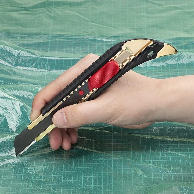 KAI 18mm Snap Blade Utility Knife (L-001), Multi-Purpose Retractable Black Carbon Steel Blade, Ultra Sharp, Professional Grade for Use with Wallpaper, Paper, Cardboard, Styrofoam, DIY - Made in JAPAN