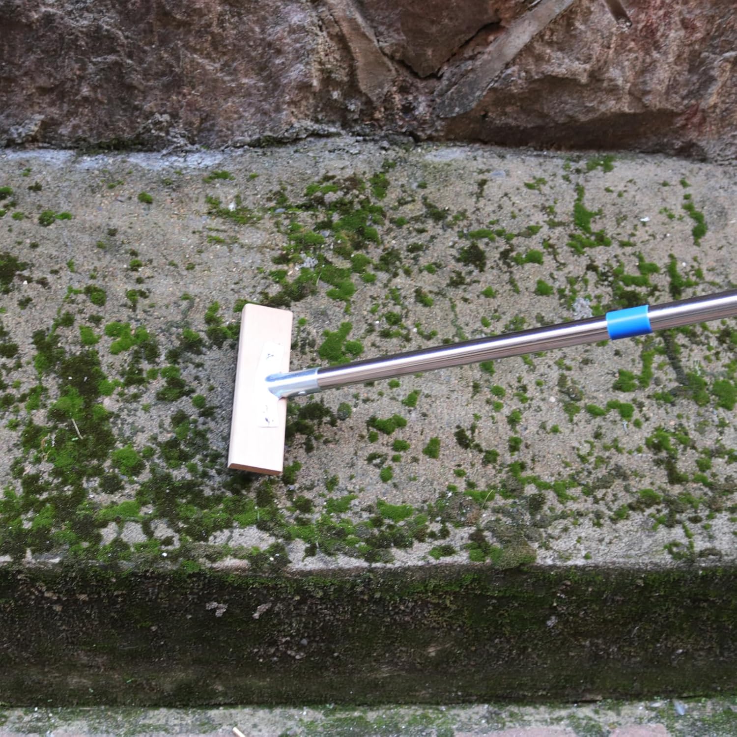 Stainless Steel Wire Scrub Brush with 63" Long Handle, 2PCS 8" Brush Heads, Heavy Duty Large Wire Brush, Stiff Metal Bristle Floor Scrubber, Patio Floor Cleaning, Wire Broom for Concrete, Deck, Moss