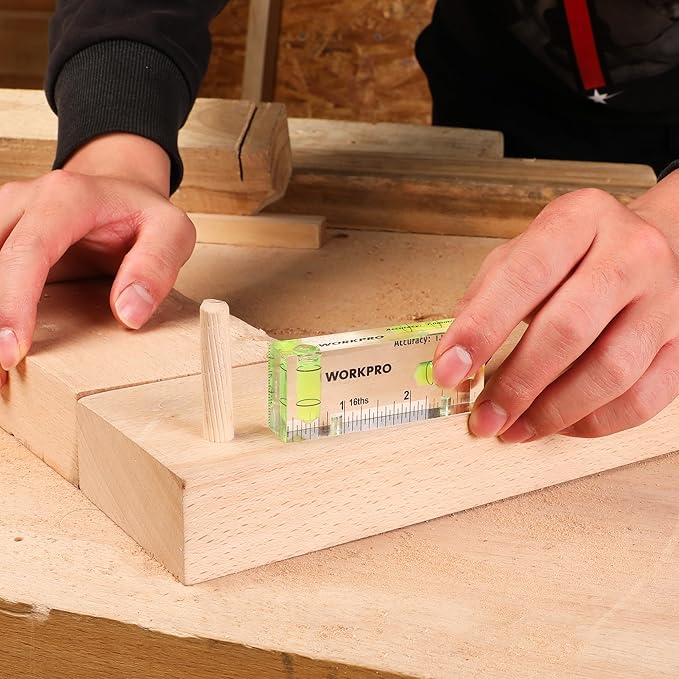 WORKPRO Small Level, 3 Inch Mini Level Tool, Magnetic Level with 2 Different Bubbles 90°/180°, Shatterproof Cross Check Bubble Level, Pocket Level for Picture Hanging Tool