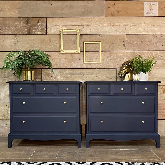 Dixie Belle Paint Company Chalk Finish Furniture Paint - In the Navy (32oz) - Matte Dark Navy Chic Chalk Mineral DIY Furniture Paint