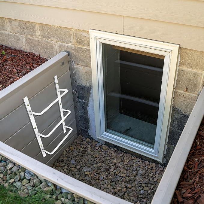 3-Step Window Well Ladder Straight, Heavy Duty Steel Wall Mounted Ladder, Powder-Coated Basement Egress Window Ladder 34.2" Lx17.3 W, White