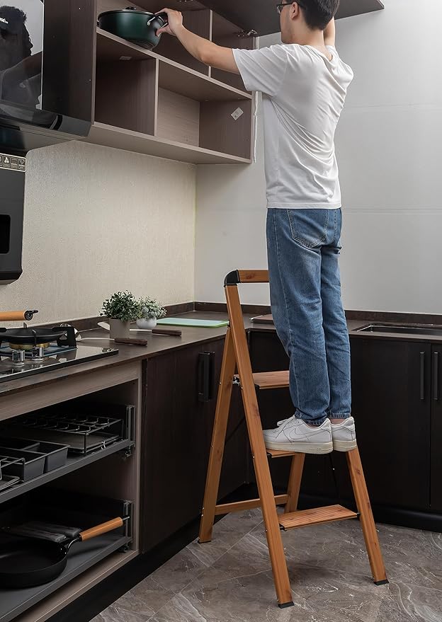 Step Ladders 3-Step Woodgrain Finish Aluminum Folding Step Stool Wide Pedal,Anti-Slip Portable Sturdy for Home & Kitchen Office 330 lbs