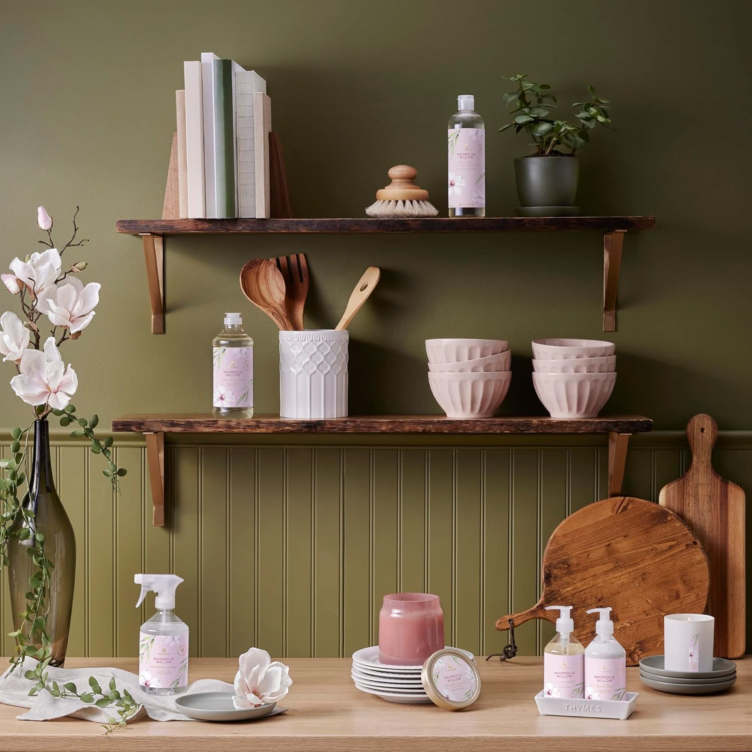 Thymes Countertop Spray - Magnolia Willow - 16.5 Fl Oz