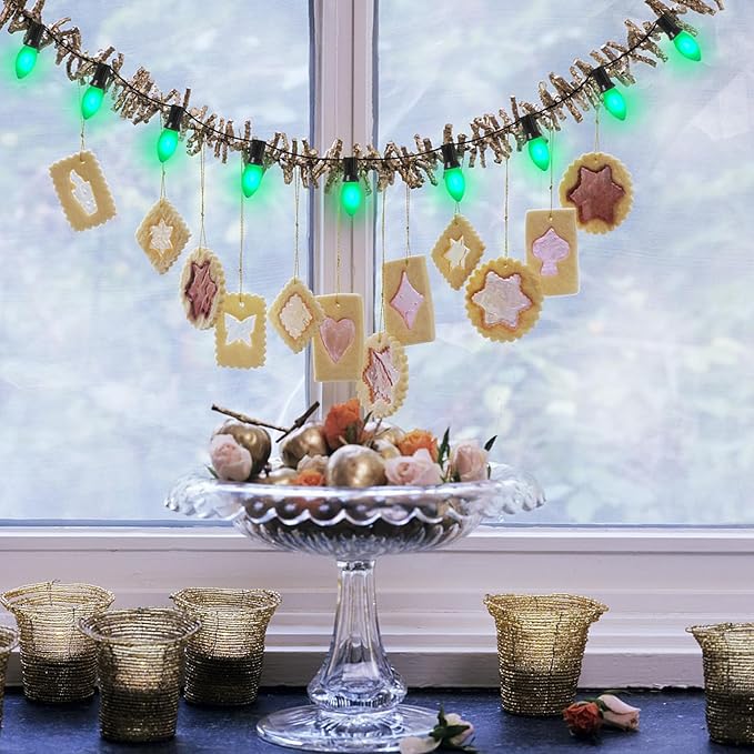 Abeja 25 Pack C9 Green Replacement Bulbs, 7W Vintage Incandescent Light Bulbs for Christmas Wedding Patio St. Patrick's Day Decoration, E17/C9 Intermediate Base