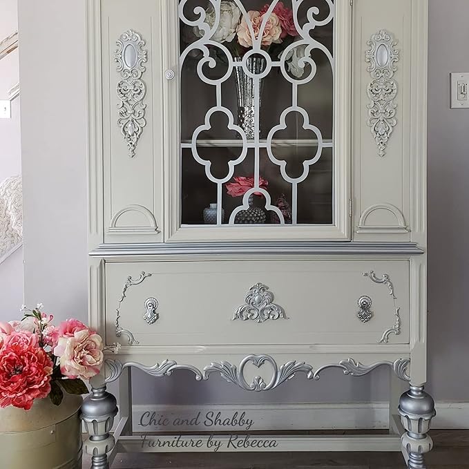 Dixie Belle Paint Company Chalk Finish Furniture Paint - Sawmill Gravy (32oz) - Matte Smooth Beige Chic Chalk Mineral DIY Furniture Paint