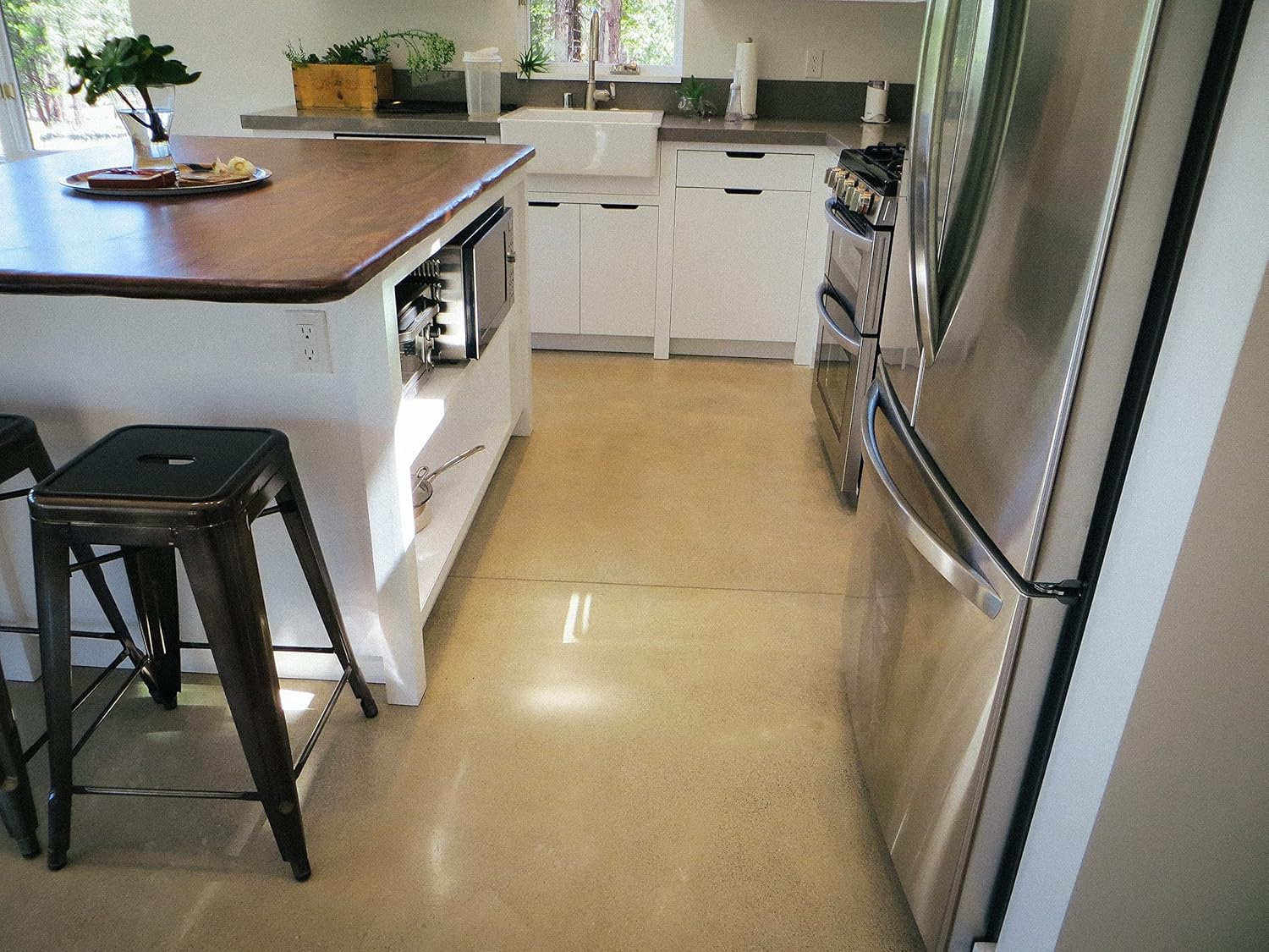 PROSOCO DailyKlean ULTRA 30 Tip N Measure | Economical Daily Maintenance Concrete Floor Cleaner - Trusted by Professionals (1)