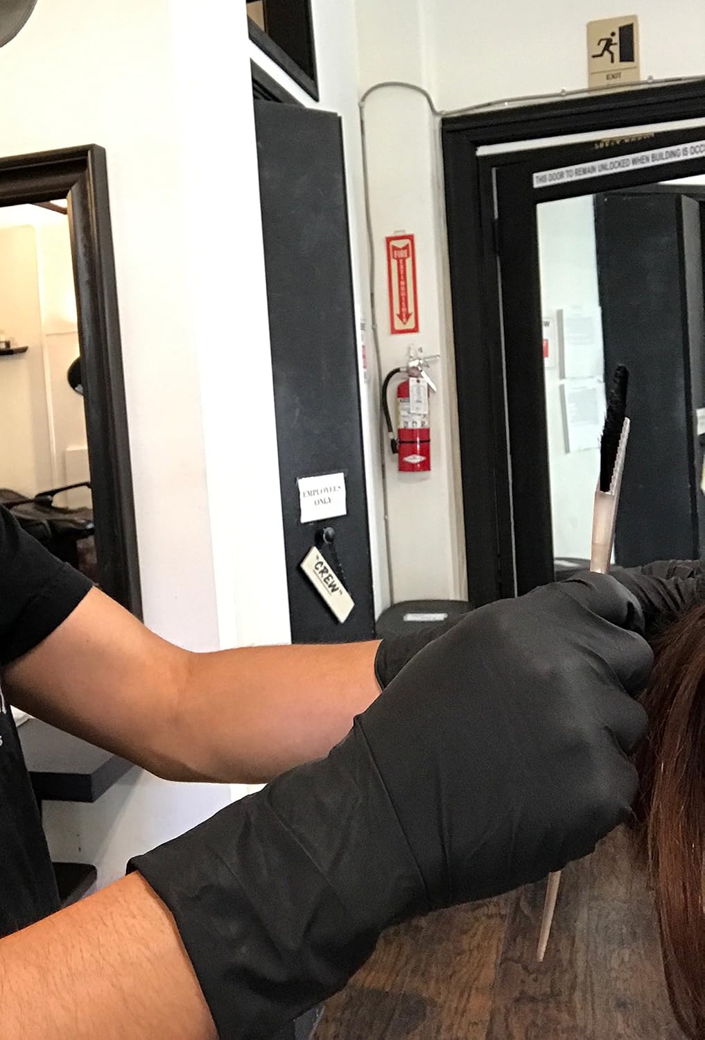 Super soft Disposable Latex Gloves, Powder Free, Exam 12" Length, Medium Duty, 50 Gloves, Size Small.