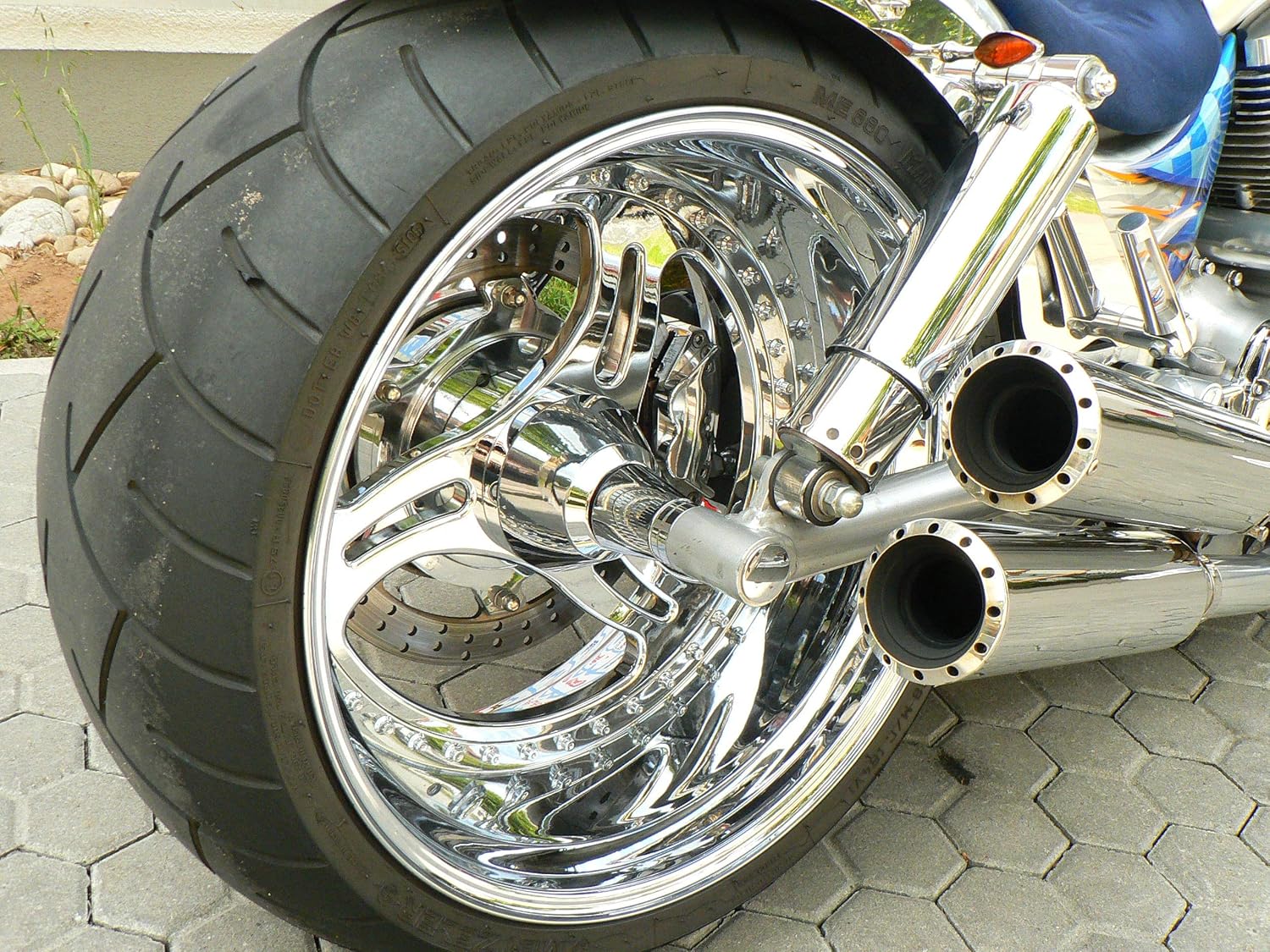 | All Metal Polish - Maximum Strength Multi Purpose Metal Polisher Cleans & Protects All Metals, Including Chrome, Aluminum, Billet, Copper, Gold, Silver, Brass, Stainless Steel